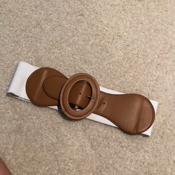 XS Belt - Picture 2 of 3